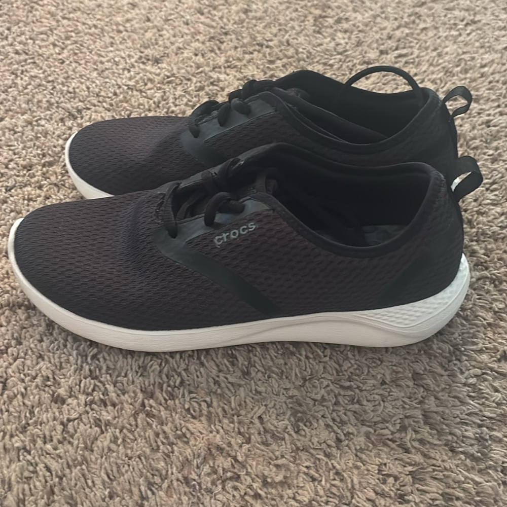 Crocs womens Literide Mesh Lace-up Sneaker size 9 - Picture 4 of 6